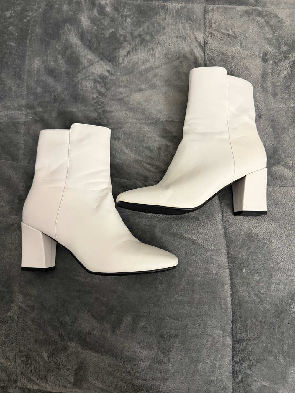 Women's White Block Heel Ankle Boots